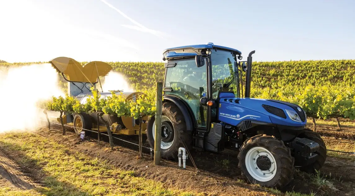 New Holland Tractors & Telehandlers